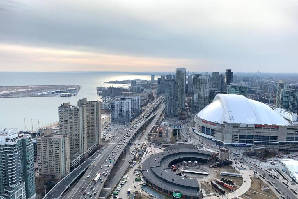 Ferienwohnung Magnificient View Next Cn Tower/Rogers/Union/Mtcc Toronto Exterior foto